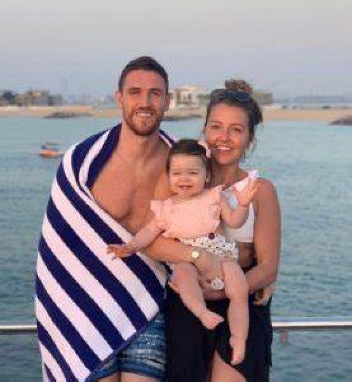 Callum Smith age, height, weight, ethnicity, wife, family, trainer, boxing record, net worth, wiki, bio 1 Callum Smith girlfriend alba 2812837 590x600 1