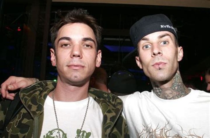 Travis Barker siblings: Who Travis Barker are siblings? 1 DJ AM Travis Barker 2006 billboard 1548