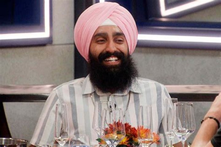 Jag Bains Bio, age, boyfriend, family, occupation, Big Brother 25, net worth, Instagram 2 Jag Bains Is The First-ever Sikh To Enter Big Brother Season 25