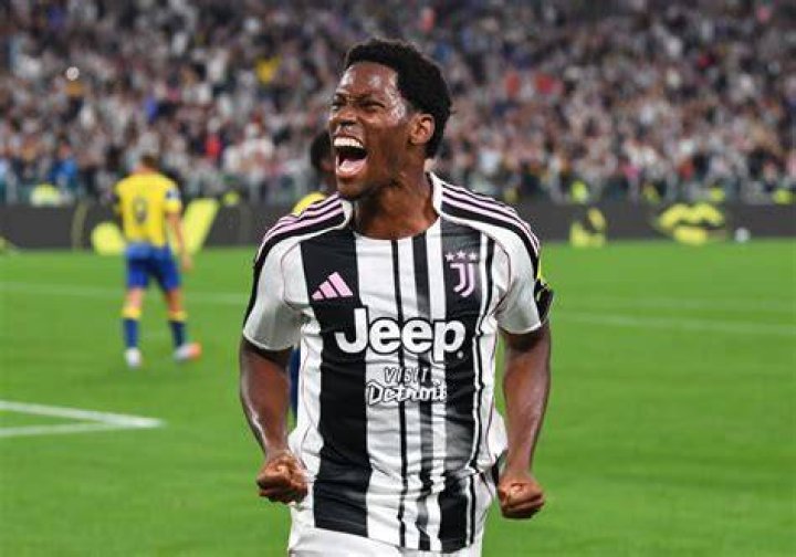 How tall is Jonathan David? Facts about height and weight 1 jonathan david