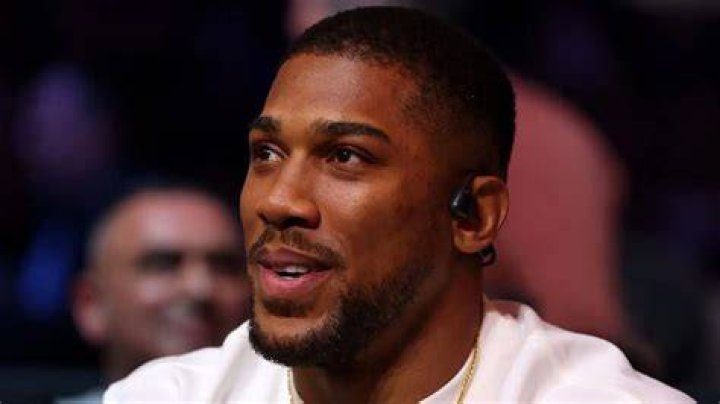 Anthony Joshua knuckles: How does it look like? (Photos) 5 skysports anthony joshua derek chisora 5512191