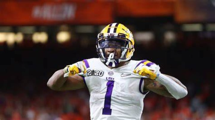 Where did Ja'Marr Chase go to college? Did Ja'Marr Chase play college football? 1 USATSI 13905138
